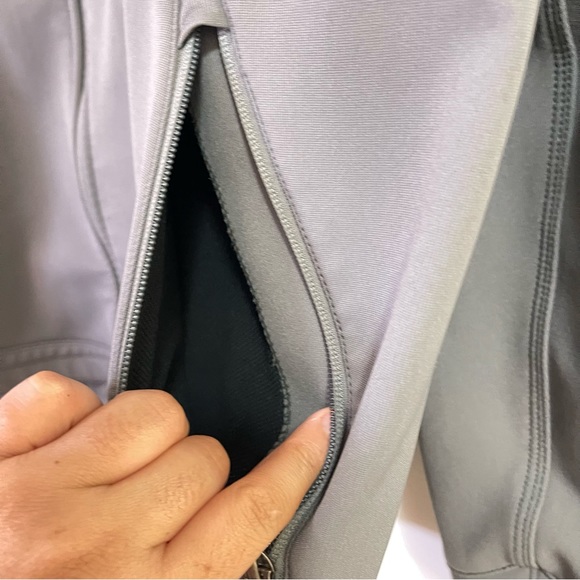 Carhartt Rain Defender Relaxed Fit Heavyweight Softshell Jacket - Picture 9 of 15